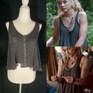 Urban Outfitters • Snap Front Swing Tank Top M • ASO Beth Greene